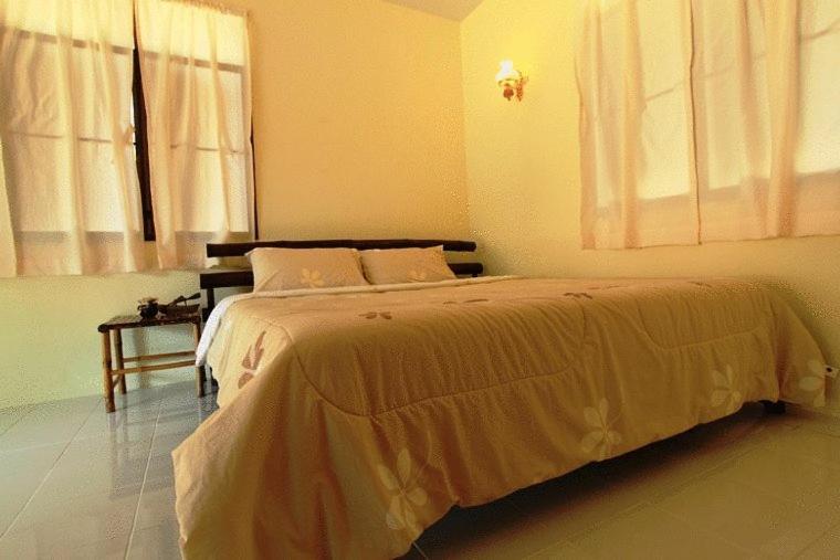 Hapla Beach Cottage Koh Kho Khao Island Room photo